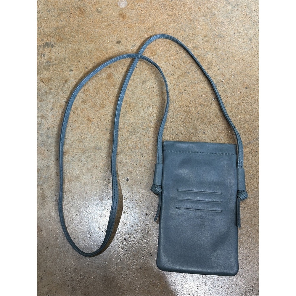 Madewell Leather Smartphone Card Crossbody Magnetic Closure Purse